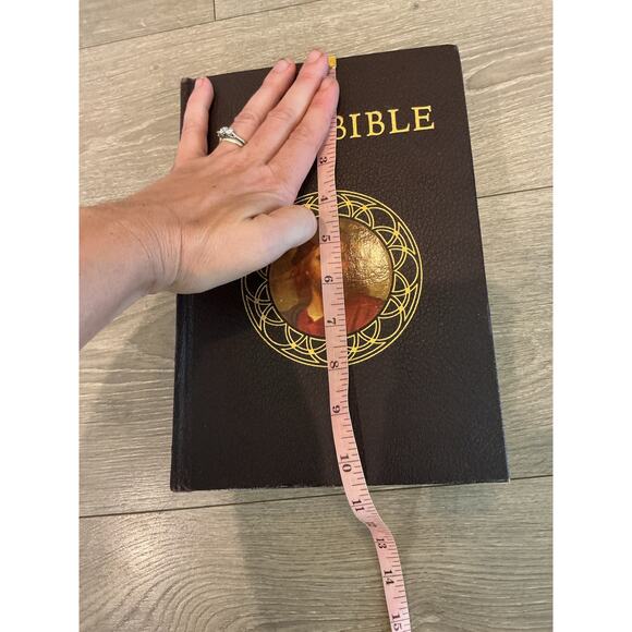 Holy Bible Catholic Action Addition Goodwill Brown Gold MCM 1953 50s Illustrated - Picture 4 of 16